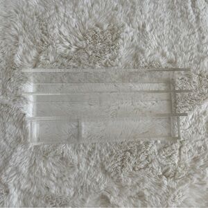 RUSSELL+HAZEL Acrylic Collator